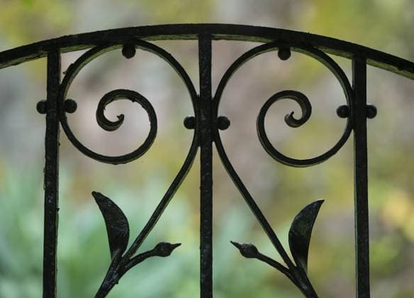 Detail schmiedeeiserne Gartentür, Inverewe Gardens, Poolewe, Loch Ewe, Highlands, Hochland, Schottland, Großbritannien, Europa Detail of wrought iron garden door, Inverewe Gardens, Poolewe, Loch Ewe, Highlands, Highlands, Scotland, Great Britain Copyright: imageBROKER OlafxKrüger ibxomk13848275.jpg