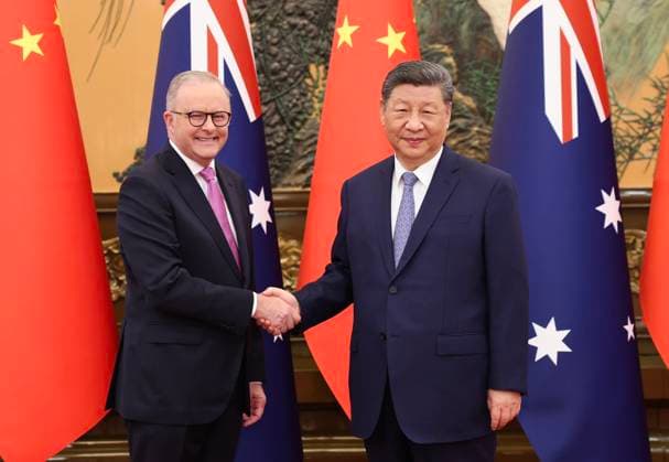 (250715) -- BEIJING, July 15, 2025 -- Chinese President Xi Jinping meets with Australian Prime Minister Anthony Albanese, who is on an official visit to China, at the Great Hall of the People in Beijing, capital of China, July 15, 2025. ) CHINA-BEIJING-XI JINPING-AUSTRALIAN PM-MEETING (CN) HuangxJingwen 