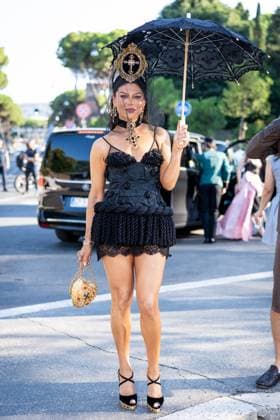Guests outside of the Dolce & Gabbana fashion show at Foro Romano in Rome, Italy, on 14 July 2025. Guests outside of the Dolce & Gabbana fashion show at Foro Romano in Rome, Italy, on 14 July 2025., Credit:Stefano Costantino TTL Avalon Italy, Rome  Copyright: xStefanoxCostantinoxTTLx xAvalonx 1022123493