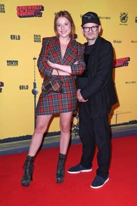 Jella Haase, Milan Peschel bei der SchwarzeSchafe Premiere im Kino in der Kulturbrauerei in Berlin am 15.07.2025