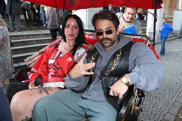 Anne Kühn, Arman Kashani bei der SchwarzeSchafe Premiere im Kino in der Kulturbrauerei in Berlin am 15.07.2025