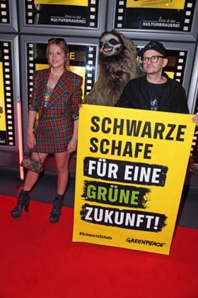Jella Haase, Milan Peschel bei der SchwarzeSchafe Premiere im Kino in der Kulturbrauerei in Berlin am 15.07.2025