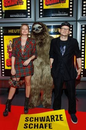Premiere - SchwarzeSchafe Jella Haase und Milan Peschel bei der Premiere zu SchwarzeSchafe im Kino in der Kulturbrauerei am 15.07.2025 in Berlin. Copyright: xEventpressxKochanx