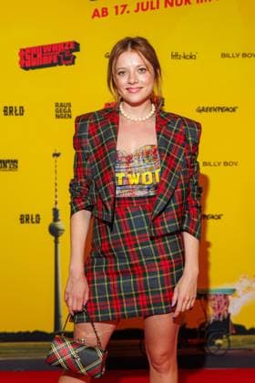 Premiere - SchwarzeSchafe Jella Haase bei der Premiere zu SchwarzeSchafe im Kino in der Kulturbrauerei am 15.07.2025 in Berlin. Copyright: xEventpressxKochanx
