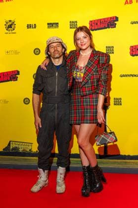 Premiere - SchwarzeSchafe Tobias Jundt (Bonaparte) und Jella Haase bei der Premiere zu SchwarzeSchafe im Kino in der Kulturbrauerei am 15.07.2025 in Berlin. Copyright: xEventpressxKochanx