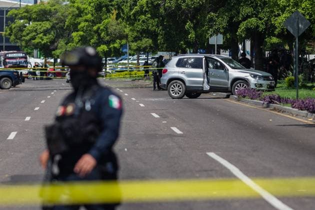 Commander Nitro killed after an attack in Mexico SINALOA, MEXICO - JULY 15: David Cristobal Barraza Sainz, known as Commander Nitro within the Sinaloa State Police, was shot and killed after an attack that took place on Pedro Infante Boulevard at around 1:00 p.m in Sinaloa, Mexico on July 15, 2025. Commander Nitro is the 43rd police officer to be killed in the last 10 months of violence in Sinaloa, as a result of the internal conflict between factions of the Cartel de Sinaloa. Cristobal was traveling with his armored vehicle and was intercepted by an armed commando that ended his life. Stringer Anadolu Sinaloa Mexico. Editorial use only. Please get in touch for any other usage.  Copyright: x2025xAnadoluxStringerx