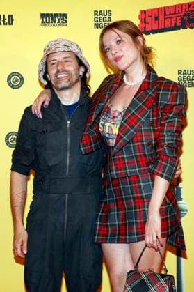 Tobias Jundt und Jella Haase bei der Premiere des Kinofilms Schwarze Schafe im Kino in der KulturBrauerei. Berlin, 15.07.2025
