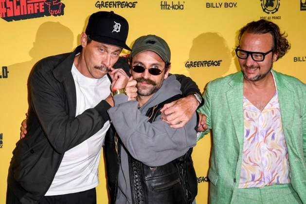 abb Marc Hosemann, Arman Kashani und Oliver Rihs zu Gast bei der Premiere des Films SchwarzeSchafe im Kino in der Kultur Brauerei am15.Juli 2025 in Berlin Berlin Deutschland