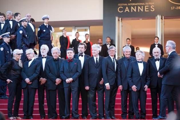 Décès - Le réalisateur David Lynch est mort à 78 ans - Jane Campion, Ken Loach, Michael Haneke, Constantin Costa-Gavras, Cristian Mungiu, Nanni Moretti, David Lynch, Bille August, Claude Lelouch, Roman Polanski, Jerry Schatzberg, Thierry Frémaux - Montée des marches du film de la Soirée 70ème Anniversaire lors du 70ème Festival International du Film de Cannes. Le 23 mai 2017. Borde-Jacovides-Moreau Bestimage Red carpet for the 70th Anniversary s party during the 70th Cannes International Film festival. On may 23 2017 Cannes France *** Deaths Director David Lynch dies at 78 Jane Campion, Ken Loach, Michael Haneke, Constantin Costa Gavras, Cristian Mungiu, Nanni Moretti, David Lynch, Bille August, Claude Lelouch, Roman Polanski, Jerry Schat  Copyright: xJACOVIDES-BORDE-MOREAUx xBESTIMAGExJACOVIDES-BORDE-MOREAUx xBESTIMAGEx