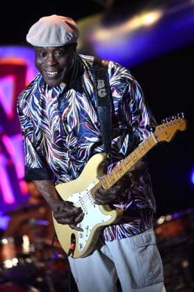 Buddy Guy, musicien guitariste et compositieur américain de blues, joue au Jazz à Juan le 16 juillet 2017 sur la célèbre scène de la Pinède à Antibes Juan les Pins. Jazz à Juan Festival in Juan-les-Pins, France. On july 16th 2017 Juan-les-Pins France *** Buddy Guy, American blues musician guitarist and songwriter, performs at Jazz à Juan on July 16, 2017 on the famous La Pinède stage in Antibes Juan les Pins Jazz à Juan Festival in Juan les Pins, France On july 16th 2017 Juan les Pins France  Copyright: xBrunoxBebertx xBestimagexBrunoxBebertx xBestimagex