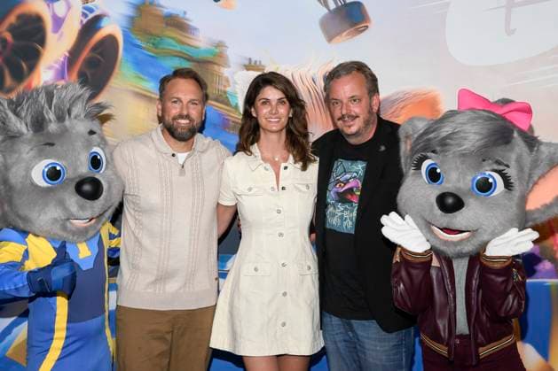 abb Steven Gätjen, Miriam Mack und Michael Mack mit Maeuse Figuren zu Gast auf dem blauen Teppich bei der Kino Film Premiere von Grand Prix of Europa im Kino in der Kulturbrauerei am 20.Juli 2025 in Berlin Berlin Deutschland