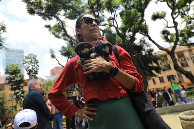 Protest Against the Removal of Statues of Cuban Revolutionary Leaders A person takes part during a protest against the removal of statues of Cuban revolutionary leaders Che Guevara and Fidel Castro in Tabacalera Park by CuauhtÃ moc Mayor Alessandra Rojo de la Vega. on July 20, 2025 in Mexico City, Mexico. (Photo by Ian Robles Eyepix Group) Copyright: xIanxRobles xEyepixxGroupx EL_20072025_162073JPEG