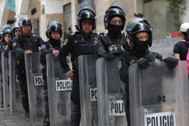 Anti-gentrification march in Mexico MEXICO CITY, MEXICO - JULY 20: Police take security measures during the second anti-gentrification march in Tlalpan, Mexico City, Mexico on July 20, 2025. Grace Hie Yoon Anadolu Mexico City Mexico. Editorial use only. Please get in touch for any other usage.  Copyright: x2025xAnadoluxGracexHiexYoonx