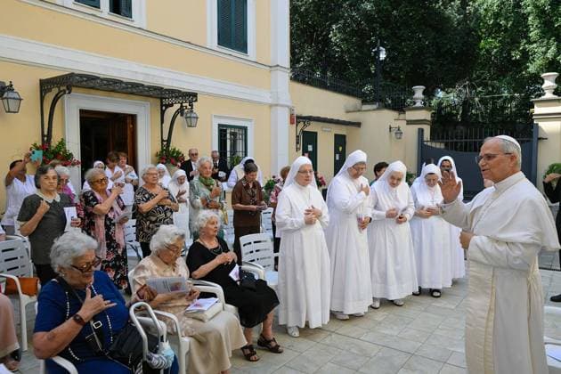 ITALY - POPE LEO XIV VISIT SANTA MARTA RETIREMENT HOME IN CASTEL GANDOLFO NEAR ROME - 2025 7 21 Italy, Castel Gandolfo , Vatican, 2025 7 21 Pope Leo XIV Visit Santa Marta Retirement Home in Castel Gandolfo near Rome, EDITORIAL USE ONLY - NO BOOKS Copyright: xVATICANxMEDIAx