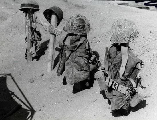 Arabisch-Israelischer Krieg 6. Oktober 1973; Kairo, Ägypten; Der Jom-Kipper-Krieg von 1973 begann mit einem Überraschungsangriff Ägyptens und Syriens auf der Sinai-Halbinsel und den Golanhöhen. Cairo Egypt *** Arabic Israeli War 6 October 1973 Cairo, Egypt the Jom Kipper War from 1973 began with a Surprise attack Egypt and Syria at the Sinai Peninsula and the Golan Heights Cairo Egypt  Copyright: xUnitedxArchivesx xkpaxKeystonex 19731006_kto_k09_725 !ACHTUNG AUFNAHMEDATUM GESCHÄTZT!
