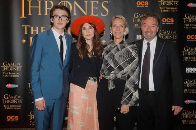 Isaac Hempstead-Wright, Carice Van Houten, Michele Clapton, Ian Beattie - Soirée d inauguration de l exposition Game of Thrones à la porte de Versailles à Paris, le 31 mai 2018. CVS-Veeren Bestimage Opening evening of the Game of Thrones exhibition at the Porte de Versailles in Paris, May 31, 2018. Paris France *** Isaac Hempstead Wright, Carice Van Houten, Michele Clapton, Ian Beattie Opening evening of the Game of Thrones exhibition at the Porte de Versailles in Paris, May 31, 2018 CVS Veeren Bestimage Opening evening of the Game of Thrones exhibition at the Porte de Versailles in Paris, May 31, 2018 Paris France  Copyright: xVeerenx-ChristophexClovisx xBestimagexVeerenx-ChristophexClovisx xBestimagex