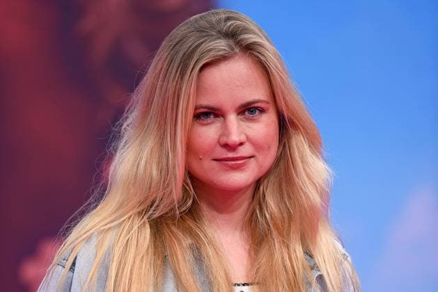 Kara Edenberg bei der Deutschlandpremiere des Kinofilms DIE NACKTE KANONE im UCI Luxe East Side Gallery in Berlin am 24.07.2025