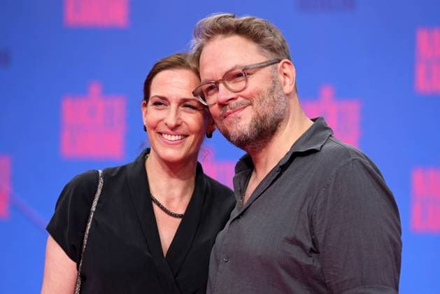 Ulrike Frank mit Ehemann Marc Schubring bei der Deutschlandpremiere des Kinofilms DIE NACKTE KANONE im UCI Luxe East Side Gallery in Berlin am 24.07.2025