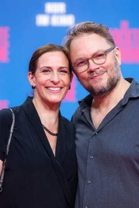 Premiere - Die Nackte Kanone Ulrike Frank und Marc Schubring bei der Deutschlandpremiere von Die Nackte Kanone im UCI Luxe East Side Gallery Kino am 24.07.2025 in Berlin. Copyright: xEventpressxKochanx