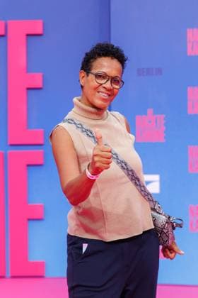 Premiere - Die Nackte Kanone Mo Asumang bei der Deutschlandpremiere von Die Nackte Kanone im UCI Luxe East Side Gallery Kino am 24.07.2025 in Berlin. Copyright: xEventpressxKochanx