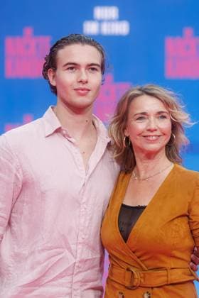 Premiere - Die Nackte Kanone Jahvis Rahmoune und Tina Ruland bei der Deutschlandpremiere von Die Nackte Kanone im UCI Luxe East Side Gallery Kino am 24.07.2025 in Berlin. Copyright: xEventpressxKochanx