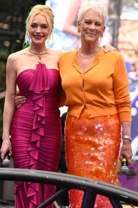 July 24, 2025, Mexico City, Ciudad de Mexico, Mexico: Lindsay Lohan and Jamie Lee Curtis pose for photos during the purple carpet for Freakier Friday movie at Cinepolis Toreo Parque Central. on July 24, 2025 in Mexico City, Mexico. Mexico City Mexico - ZUMAe321 20250724_zea_e321_018 Copyright: xCarlosxTischlerx