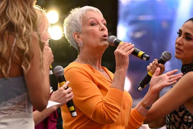 July 24, 2025, Mexico City, Ciudad de Mexico, Mexico: Actress Jamie Lee Curtis is interview during the purple carpet for Freakier Friday movie at Cinepolis Toreo Parque Central. on July 24, 2025 in Mexico City, Mexico. Mexico City Mexico - ZUMAe321 20250724_zea_e321_089 Copyright: xCarlosxTischlerx