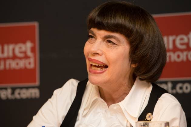 Mireille Mathieu dédicace son nouvel album Mes classiques au Furet du Nord à Lille le 14 novembre 2018. Stéphane Vansteenkiste Bestimage French singer Mireille Mathieu dedicates her new album My classics to Furet du Nord in Lille on November 14, 2018. Lille France *** Mireille Mathieu dedicates her new album Mes classiques to Furet du Nord in Lille on November 14, 2018 Stéphane Vansteenkiste Bestimage French singer Mireille Mathieu dedicates her new album My classics to Furet du Nord in Lille on November 14, 2018 Lille France  Copyright: xVANSTEENKISTExSTEPHANEx xBESTIMAGExVANSTEENKISTExSTEPHANEx xBESTIMAGEx