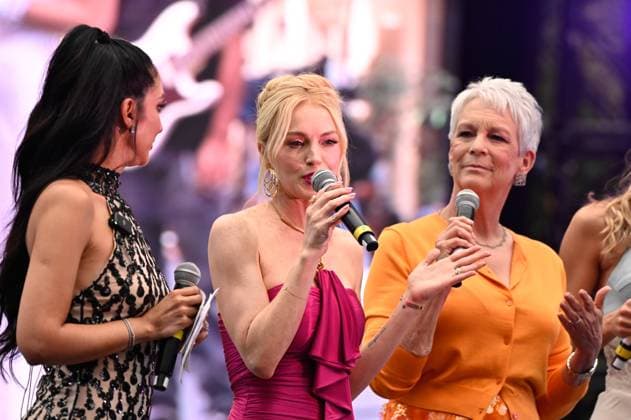 July 24, 2025, Mexico City, Ciudad de Mexico, Mexico: Lindsay Lohan and Jamie Lee Curtis are interview during the purple carpet for Freakier Friday movie at Cinepolis Toreo Parque Central. on July 24, 2025 in Mexico City, Mexico. Mexico City Mexico - ZUMAe321 20250724_zea_e321_016 Copyright: xCarlosxTischlerx
