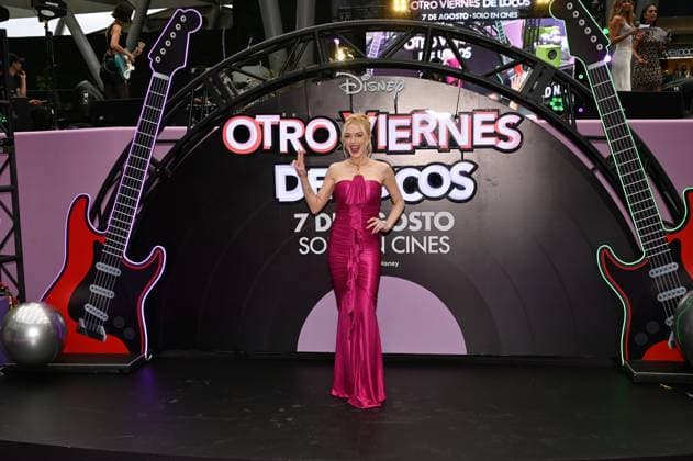 July 24, 2025, Mexico City, Ciudad de Mexico, Mexico: Actress Lindsay Lohan poses for photos during the purple carpet for Freakier Friday movie at Cinepolis Toreo Parque Central. on July 24, 2025 in Mexico City, Mexico. Mexico City Mexico - ZUMAe321 20250724_zea_e321_085 Copyright: xCarlosxTischlerx