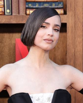 Netflix s My Oxford Year Premiere - LA Sofia Carson At Netflix s My Oxford Year Los Angeles Premiere At Netflix Tudum Theater , In Los Angeles CA, USA on July 24, 2025. Photo by Fati S ABACAPRESS.COM Lso Angeles CA United States  Copyright: xFatixSadou ABACAPRESS.COMx