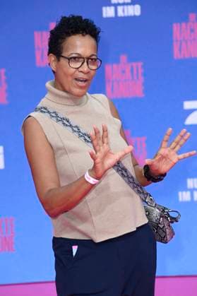 Mo Asumang bei der Premiere des Kinofilms Die nackte Kanone The Naked Gun im Kino UCI Luxe East Side Gallery. Berlin, 24.07.2025