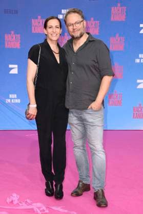 Ulrike Frank mit Ehemann Marc Schubring bei der Premiere des Kinofilms Die nackte Kanone The Naked Gun im Kino UCI Luxe East Side Gallery. Berlin, 24.07.2025