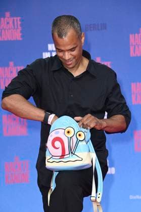 Patrice Bouedibela bei der Premiere des Kinofilms Die nackte Kanone The Naked Gun im Kino UCI Luxe East Side Gallery. Berlin, 24.07.2025
