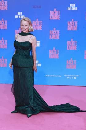 24.07.2025 , Pamela Anderson zur Deutschlandpremiere von Die Nackte Kanone, UCI Luxe East Side Gallery, Berlin, Berlin