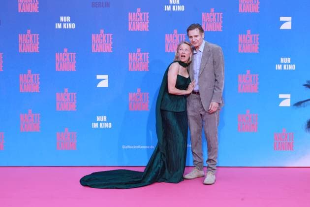 24.07.2025 , Pamela Anderson und Liam Neeson zur Deutschlandpremiere von Die Nackte Kanone, UCI Luxe East Side Gallery, Berlin, Berlin