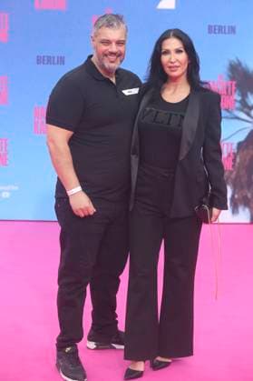Imad Mardnli und Samia Mardnli bei der Premiere des Kinofilms Die nackte Kanone The Naked Gun im Kino UCI Luxe East Side Gallery. Berlin, 24.07.2025