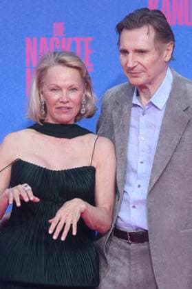 Pamela Anderson und Liam Neeson bei der Premiere des Kinofilms Die nackte Kanone The Naked Gun im Kino UCI Luxe East Side Gallery. Berlin, 24.07.2025