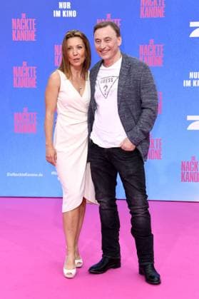 Monika Gossmann und Werner Daehn bei der Deutschlandpremiere von DIE NACKTE KANONE in Berlin am 24.07.2025