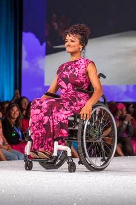 Marissa Bode bei der 11. jährlichen Her Universe Fashion Show auf der San Diego Comic-Con International 2025 im Manchester Grand Hyatt. San Diego, 24.07.2025