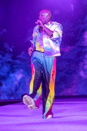 Michael James Scott bei der 11. jährlichen Her Universe Fashion Show auf der San Diego Comic-Con International 2025 im Manchester Grand Hyatt. San Diego, 24.07.2025