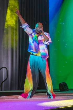 Michael James Scott bei der 11. jährlichen Her Universe Fashion Show auf der San Diego Comic-Con International 2025 im Manchester Grand Hyatt. San Diego, 24.07.2025