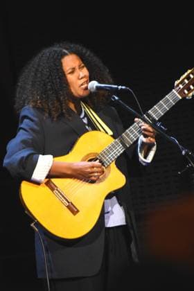 Ami Warning Songwriterin, Pop Soul Reggaesaengerin Muenchen 26.07.2025 Auditorium der BMW Welt,Bayerns Innenminister Joachim Herrmann verleiht den Bayerischen Engagiert-Preis 2025 fuer außergewoehnliche Leistungen von Ehrenamtlichen: Muenchen