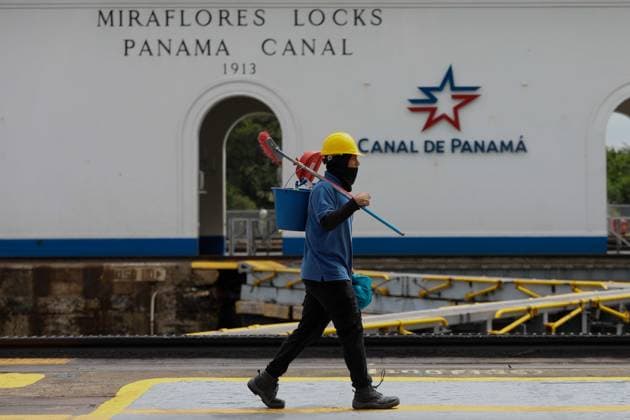 US Secretary of Defense Pete Hegseth in Panama PANAMA CITY, PANAMA - APRIL 08: US Secretary of Defense Pete Hegseth visits to the Panama Canal on April 08, 2025 in Panama City, Panama. Panama Canal Administrator Dr. Ricaurte Vasquez Morales welcomes Pete Hegseth. Admiral Alvin Holsey accompanied the visit. Panama World. Editorial use only. Please get in touch for any other usage.  Copyright: x2025xAnadoluxDanielxGonzalezx