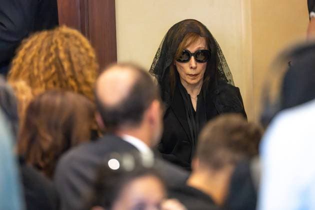 Bilder des Jahres 2025, Entertainment 07 Juli Rare Appearance Of Lebanese Singer Fayrouz At Her Son’s Funeral - Bikfaya Lebanese singer and living legend Fayrouz attends funeral after the passing of her son, Ziad Rahbani, at church in the village of Bikfaya, 40 minutes from Beirut, Lebanon, on July 28, 2025. Photo by Ammar Abd Rabbo ABACAPRESS.COM Bikfaya Lebanon  Copyright: xAbdxRabboxAmmar ABACAx