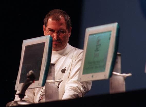 Steve Jobs May 10, 1999 - San Jose, CA, USA - In this May 10, 1999 file photograph, Steve Jobs, CEO of Apple Computer, is seen at the start of the Macintosh Developers Conference at the San Jose Convention Center in San Jose, California. Copyright: xLenxVaughn-Lahmanx