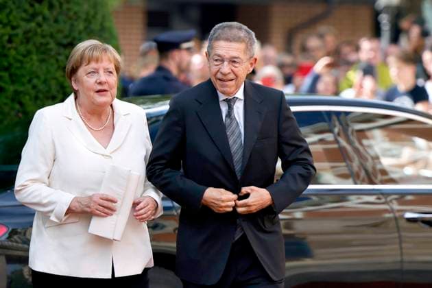 Bilder des Jahres 2025, Entertainment 07 Juli Ex-Bundeskanzlerin Angela Merkel (CDU) und ihr Ehemann Joachim Sauer bei der Eröffnung der 113. Richard-Wagner-Festspiele 2025 mit der Neuinszenierung der Meistersinger von Nürnberg im Bayreuther Festspielhaus. Bayreuth, 25.07.2025 Bayern Deutschland *** Former Federal Chancellor Angela Merkel CDU and her husband Joachim Sauer at the opening of the 113 Richard Wagner Festival 2025 with the new production of Die Meistersinger von Nürnberg at the Bayreuth Festspielhaus Bayreuth, 25 07 2025 Bavaria Germany Copyright: xChristophxHardtx