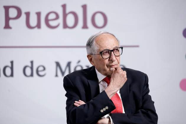 Mexico s Health Minister, David Kershenobich Stalnikowitz during a press conference on the health services programs at the National Palace. on July 29, 2025 in Mexico City, Mexico. Mexico City MEX - ZUMAe321 20250729_zia_e321_010 Copyright: xLuisxBarronx