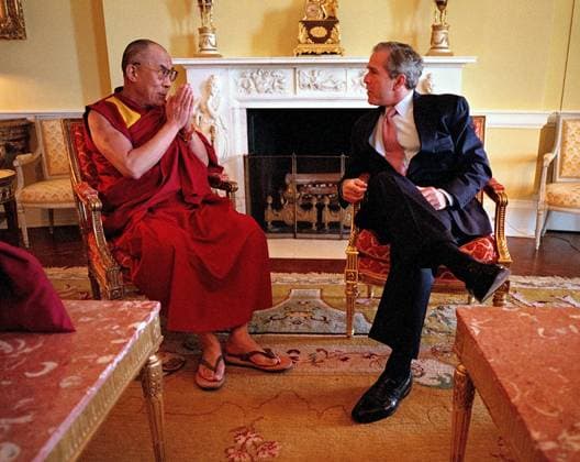 Bush Meets Dalai Lama May 23, 2001 - Washington, District of Columbia, United States of America - United States President George W. Bush speaking with the Dalai Lama on Wednesday, May 23, 2001 at the White House in Washington, DC..Mandatory Credit: Eric Draper White House via CNP Copyright: xEricxA.xDraperx