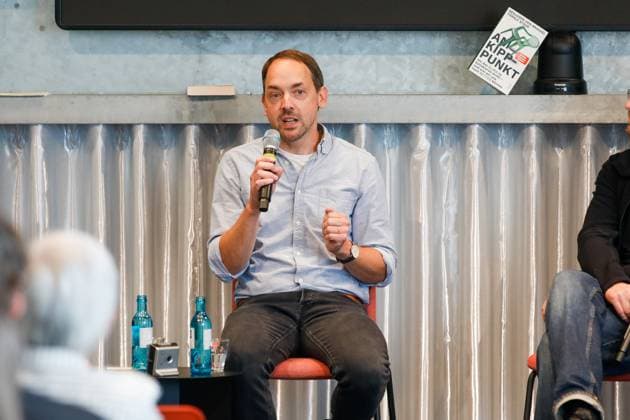 Buchpremiere von Am Kippunkt. Wo das Klima zu kollabieren droht und wie wir uns noch retten können von Toralf Staud und Benjamin von Brackel Berlin, 29.7.2025 Benjamin von Brackel bei der Buchpremiere von Am Kippunkt. Wo das Klima zu kollabieren droht und wie wir uns noch retten können in Berlin Berlin Copyright: xMatthiasxGränzdörferx